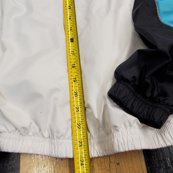 #065 Nike Small Windbreaker Jacket - Picture 4 of 17